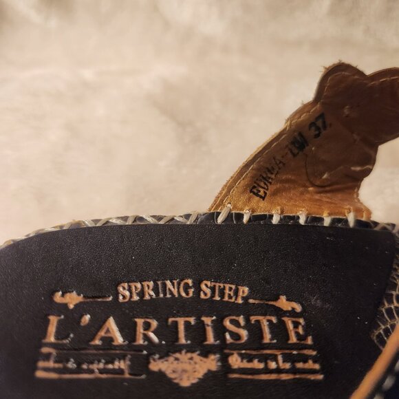 L'Artiste "Spring Step" Edrea Black/Multi color Leather Wedge Floral Sandal - Picture 5 of 6